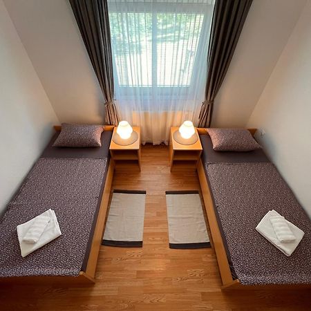 Apartment Gabriela Rakovica Extérieur photo