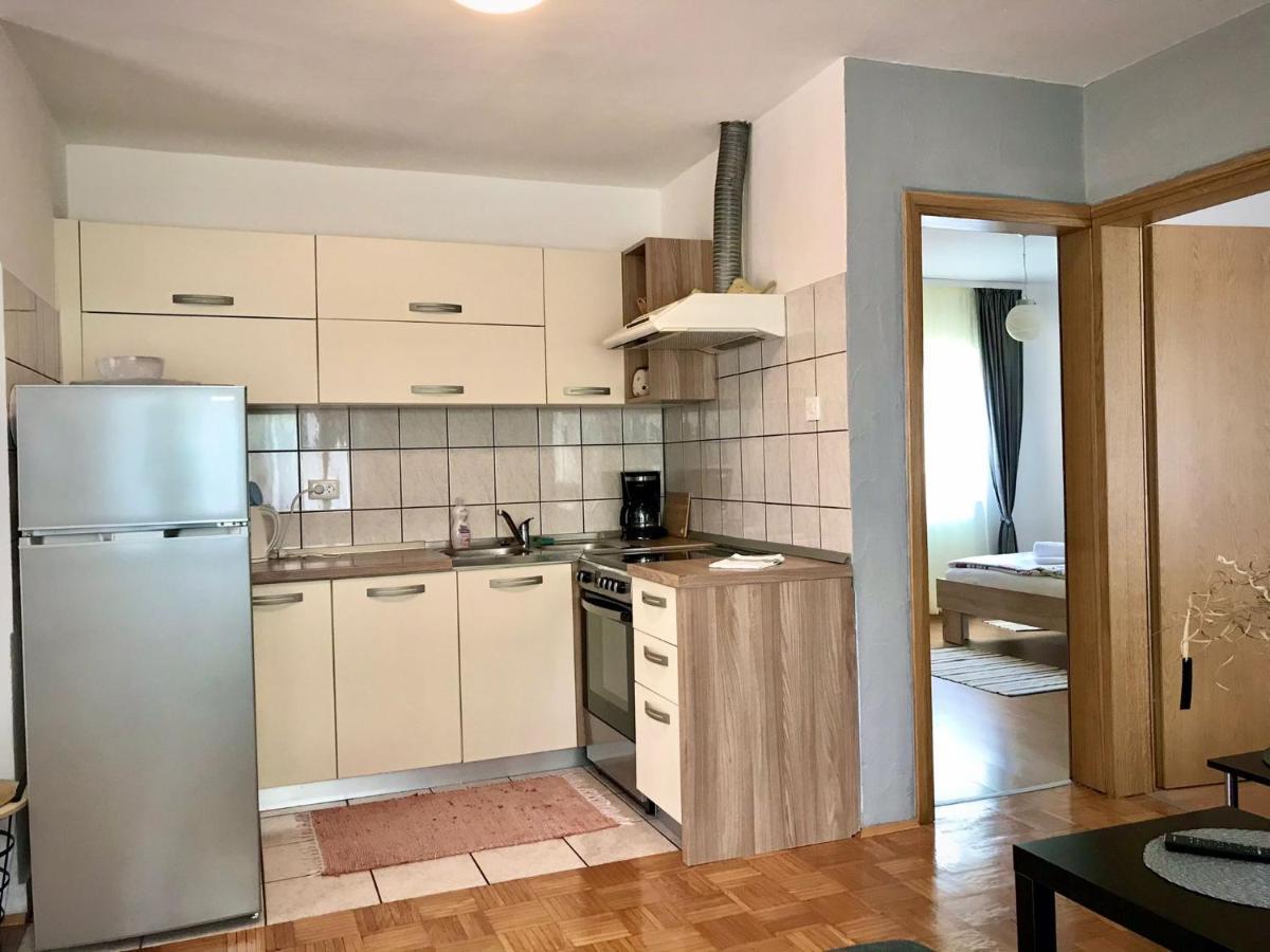 Apartment Gabriela Rakovica Extérieur photo