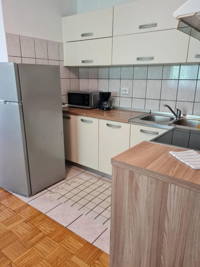 Apartment Gabriela Rakovica Extérieur photo